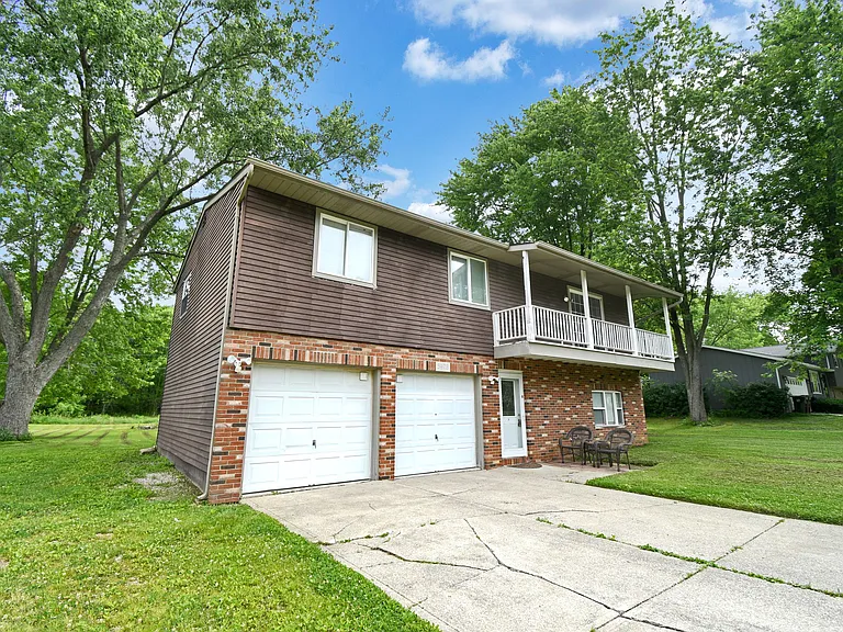 5978 Alice Dr — Photo 2