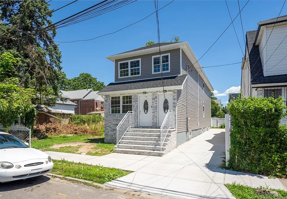 1st image of 108-15 171st St #1