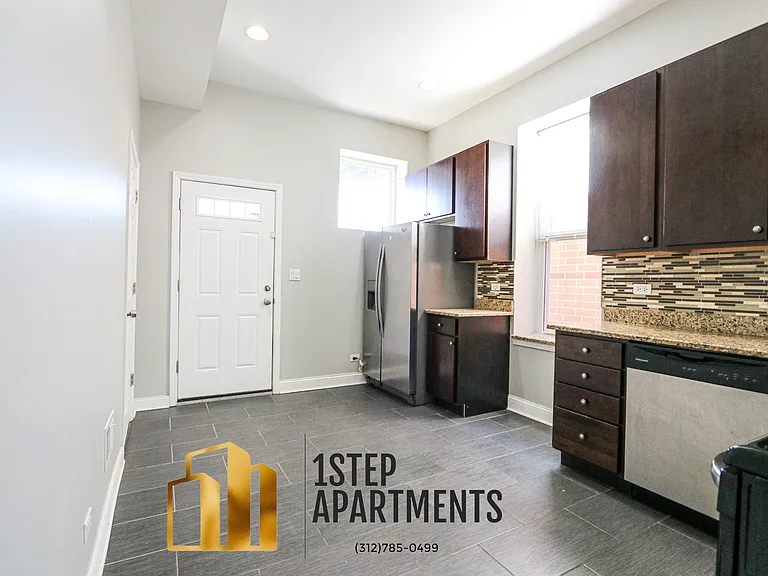 1429 N Fairfield Ave #2 — Photo 6