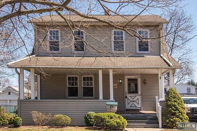1st image of 647 Trenton St