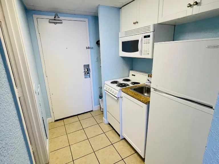 2207 S Ocean Blvd #805 — Photo 4