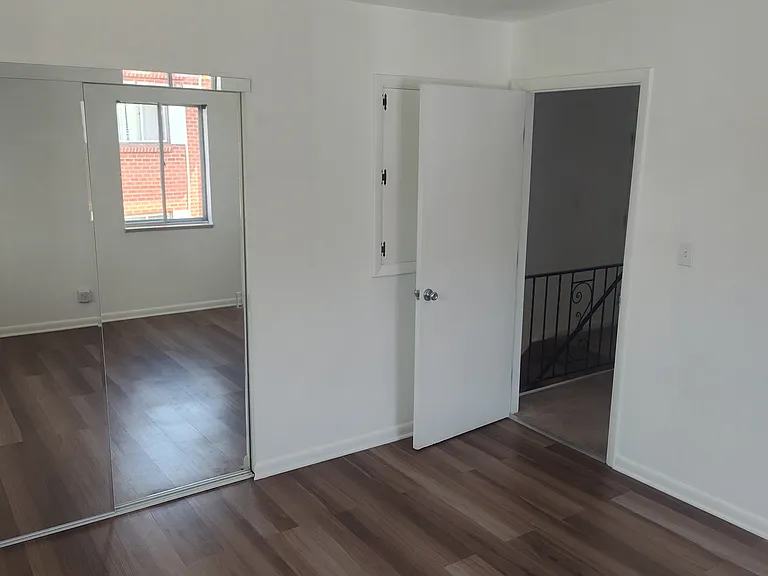 5026 W 8th Ave — Photo 35