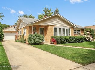 8926 Mango Ave, Morton Grove, IL 60053