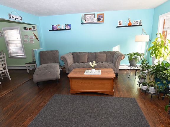 2nd image of 34 Franklin Dr