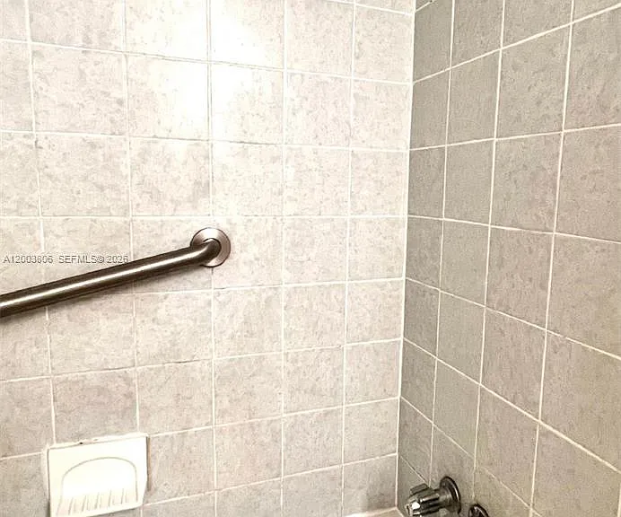 401 Golden Isles Dr #1011 — Photo 26