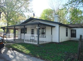 100 Edgewood Dr, Belleville, IL