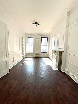 1st image of 319 E 85th St #5E