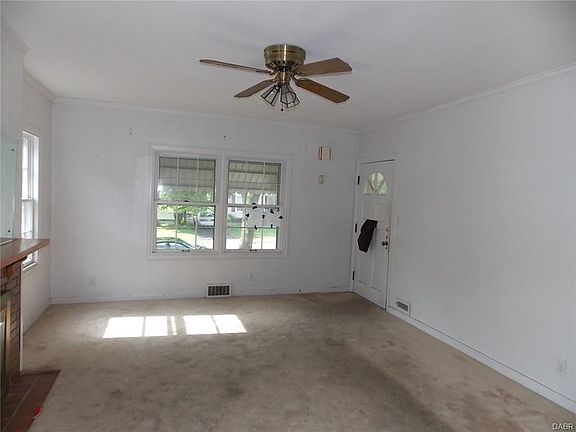 4th image of 181 W Hudson Ave
