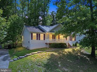 6391 Wheeler Dr, King George, VA 22485