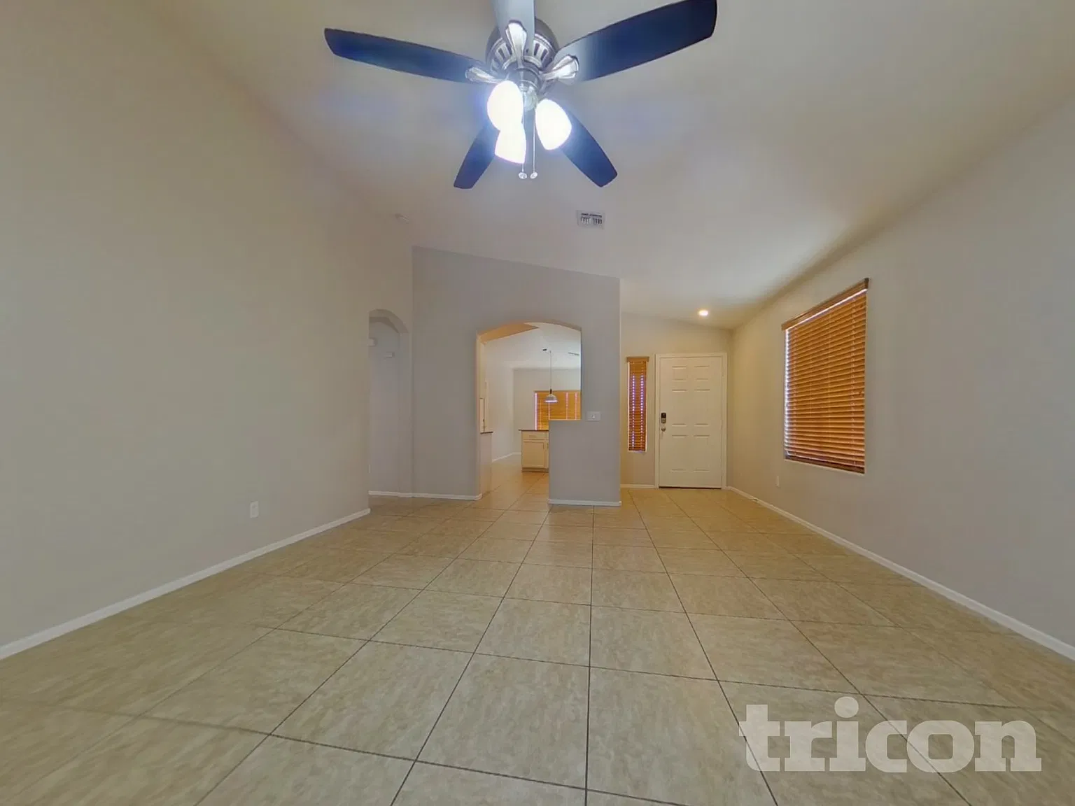 24818 W Huntington Drive Buckeye AZ — Photo 2