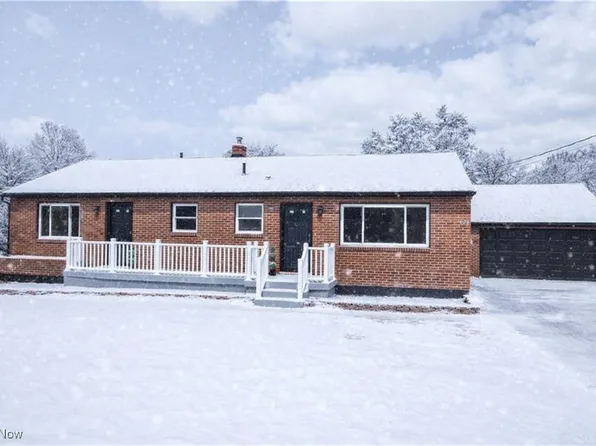 424 Secrist Ln, Girard, OH 44420