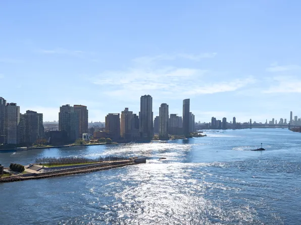 435 East 52nd Street image 9 of 17