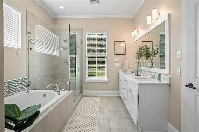 2225 Labarre St — Photo 10