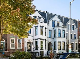 2556 University Pl NW #301, Washington, DC 20009