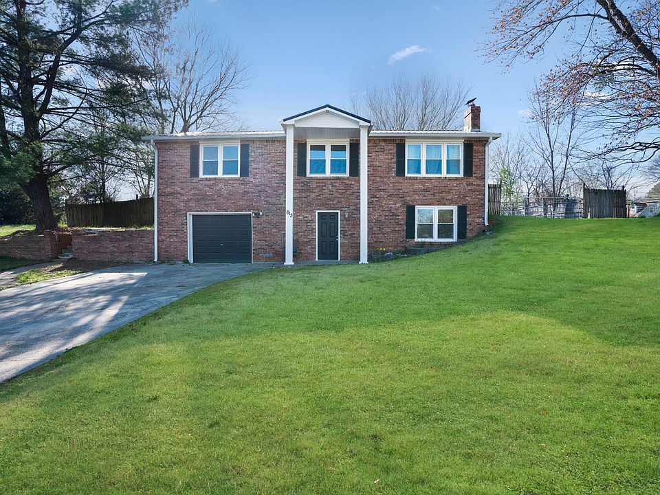 1st image of 613 Farmington Bnd