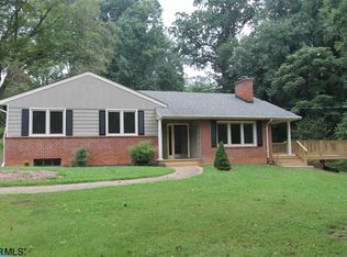 2717 Northfield Rd, Charlottesville, VA 22901