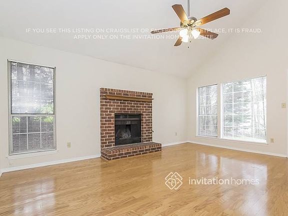 3rd image of 1257 Moorfield Trce NW