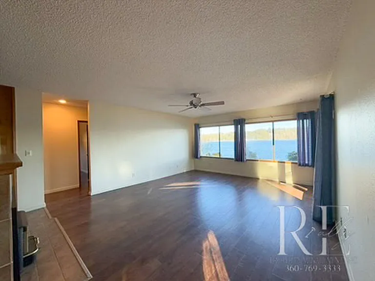 5765 Watauga Beach Dr E — Photo 6
