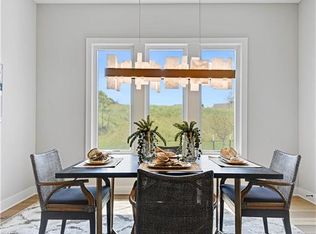 22189 W 94th Ter, Lenexa, KS 66220