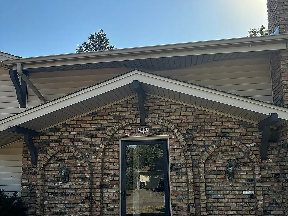 Building Photo - 3605 S 112th St