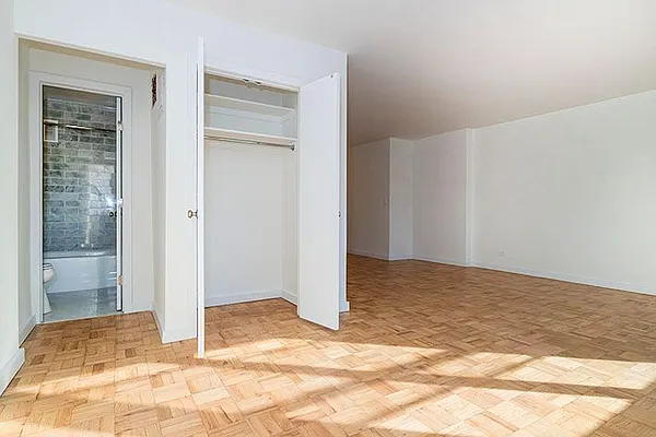 Rented by GoodRock Realty | media 31