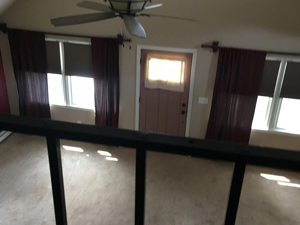 2nd image of 522 S 8th St