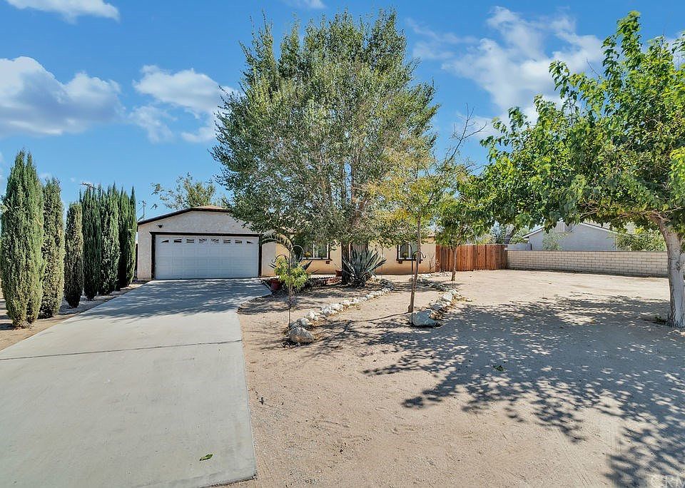 1st image of 11463 Primrose Ave