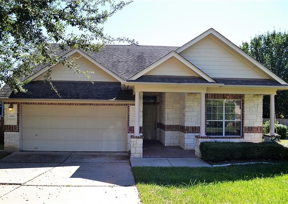 1st image of 12729 Appaloosa Chase Dr