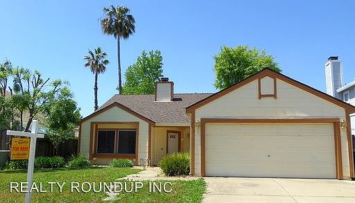 2nd image of 8255 Westport Cir