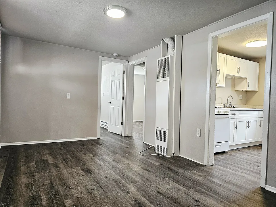 422 Arrawanna St #5