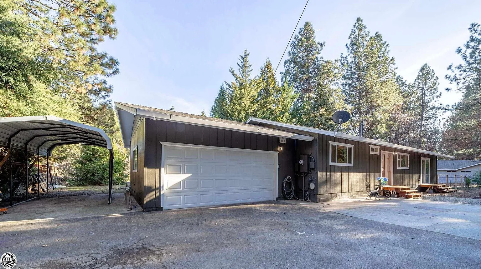 22583 N Tuolumne Rd photo 1