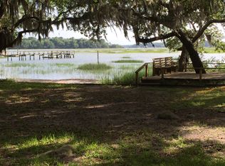 112 Capers St, Beaufort, SC 29902