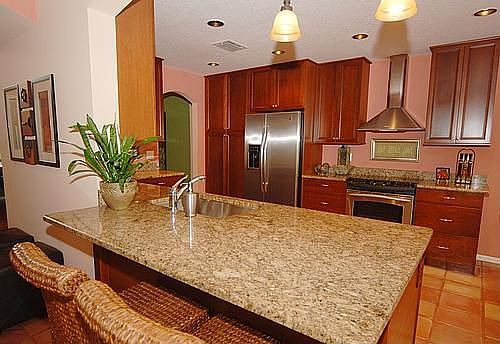 3rd image of 6614 Yardley Way