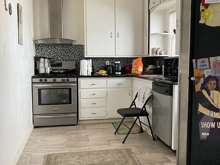 2801 2nd Ave — Photo 5