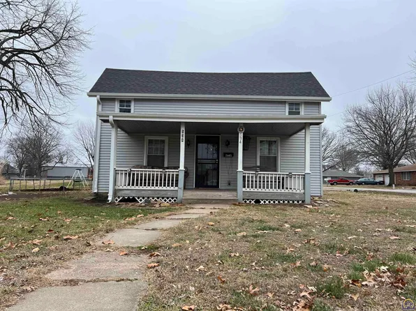 534 S 9th St, Osage City, KS 66523