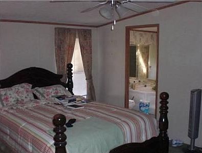 5th image of 38 Autumn Woods Way