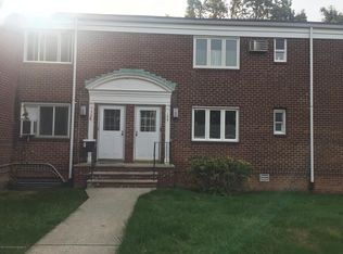 172 Arlo Rd #B, Staten Island, NY 10301