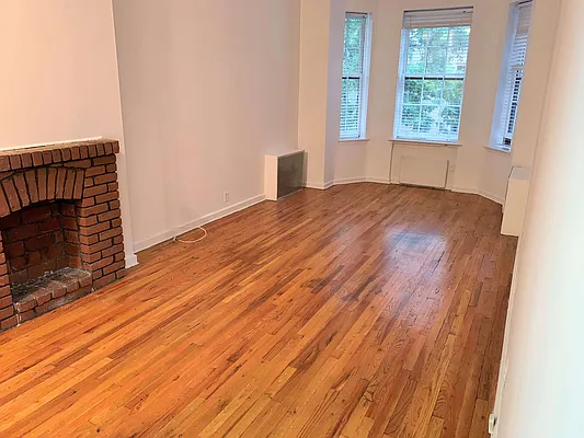 Rented by Joe Gotham LTD | media 1