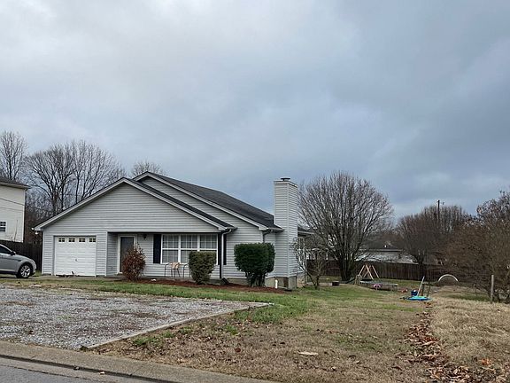2nd image of 204 Lake Forest Dr