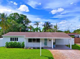 12 SW 13th St, Deerfield Beach, FL 33441