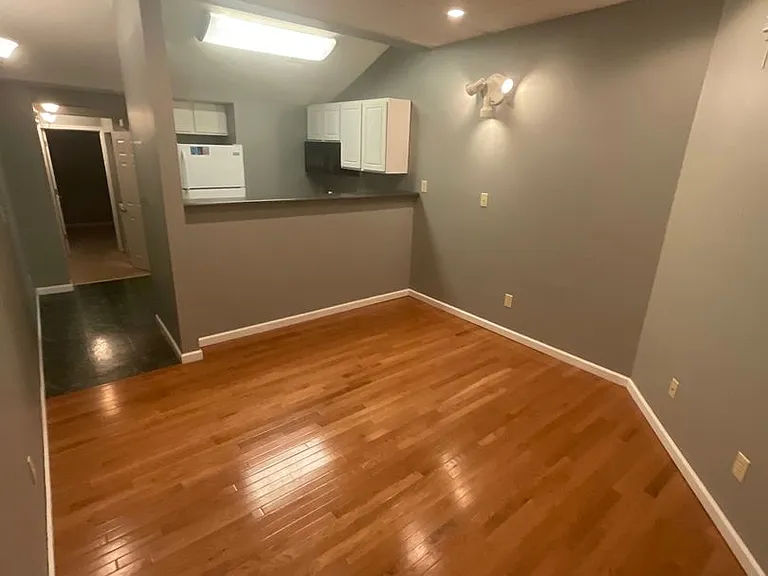 125 N Washington St — Photo 39