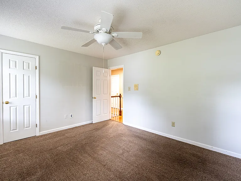 Guest Bedroom 4
