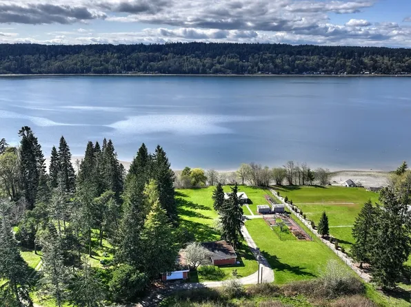 10104 SW 262nd Place, Vashon, WA 98070
