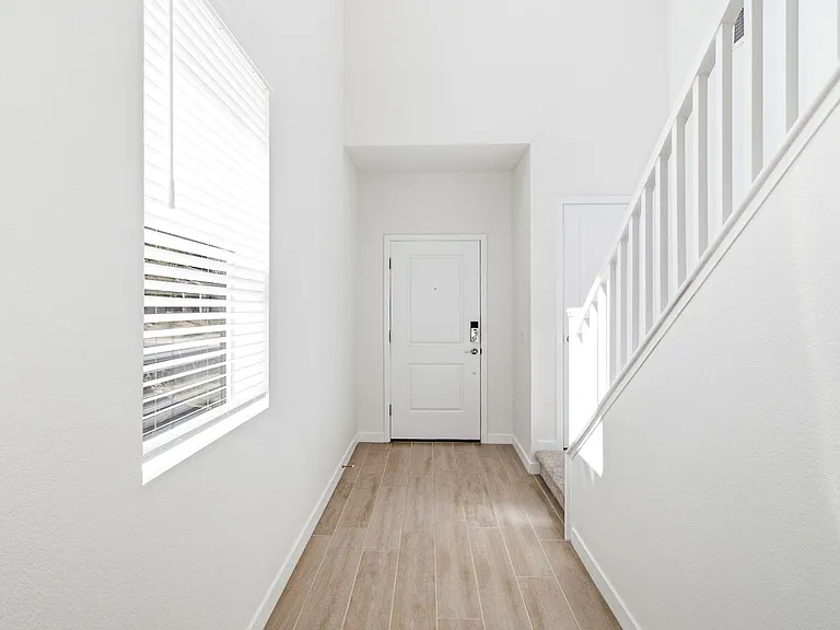 9915 Ruby Dome Ave — Photo 14