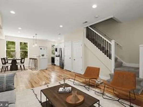 3827 Boarman Ave, Baltimore, MD 21215