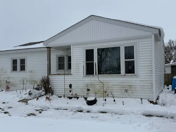 113 Oak St, Washburn, IA 50702