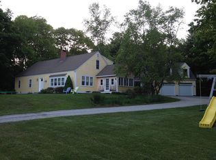 32 Valley View Dr, Gorham, ME 04038