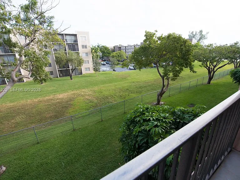 8550 N Sherman Cir #303 — Photo 7