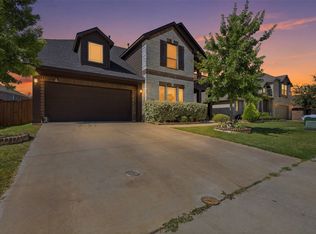 1112 Bear Oak Dr, Burleson, TX 76028