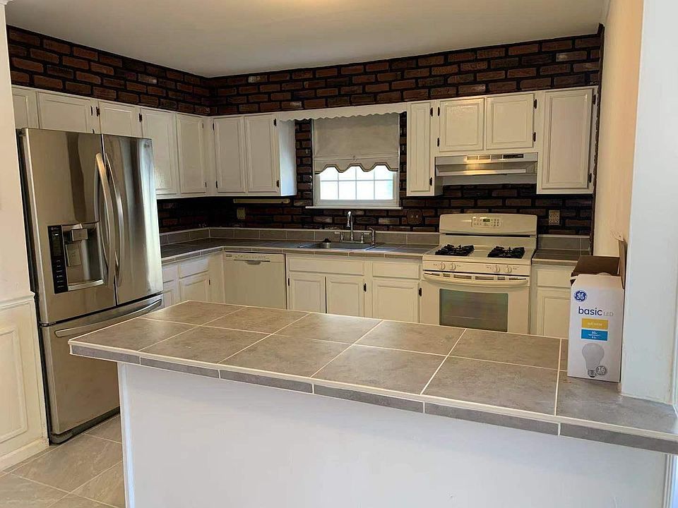 1st image of 7908 Brous Ave Floor 2